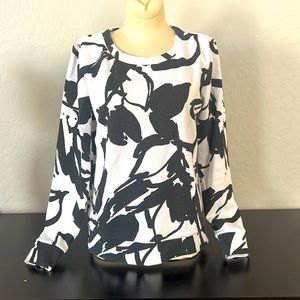 Loft Ann Taylor sweater black and white